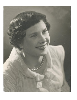 Colorizing black and white photo