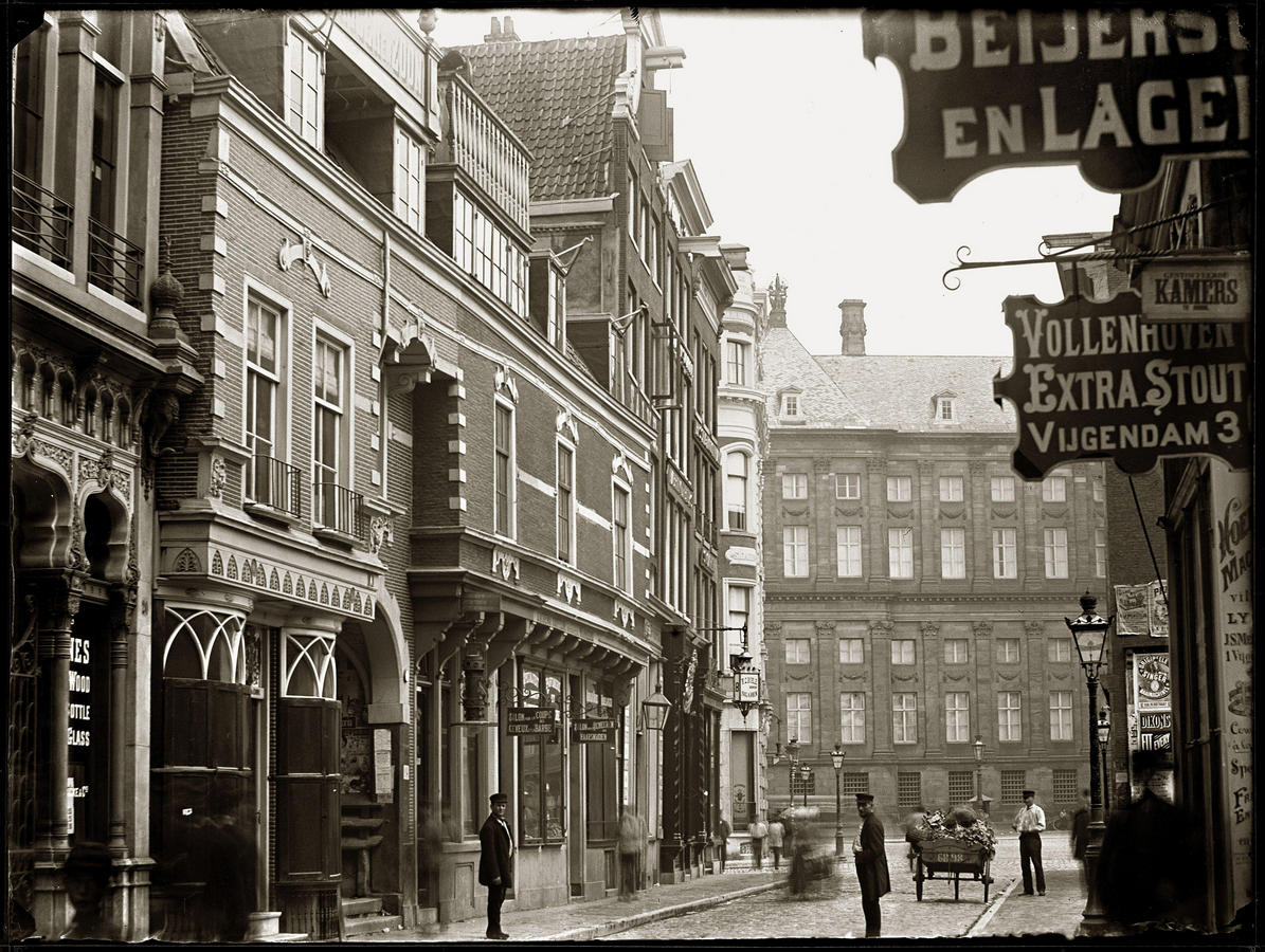 Amsterdam, Vijgendam, Jacob Olie, Colorized by Emiel Verwijst, History In Color.nl  